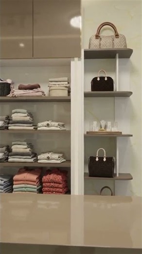 Modern Boutique Tour: Minimalist Retail Design