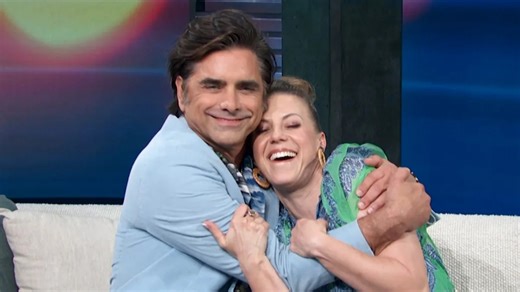 John Stamos Praises Jodie Sweetin & Other 'Full House' Child Stars For Turning Out 'So Well'