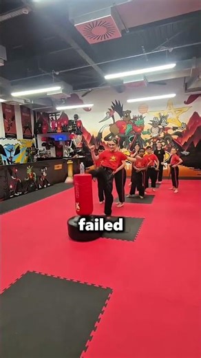 This Student Surprised Sensei With a Roundhouse Kick 😮