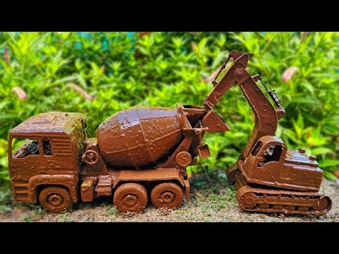 Membersihkan Truk Beko Cakruk Besar, Mixer Truk, Truck Molen Tayo, KeretaApi Cepat dan Mobil Balap