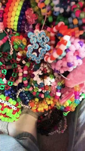 #kandi #bracelet #kandikid #beads #fyp #plur