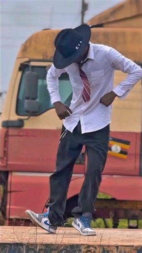 Stilldree Crip walk tutorial \\ snoopdogg #captboby #youtubefeeds