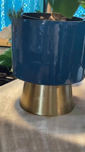 $65 • NEW CosmoLiving Blue & Gold Metal Planter Set of 3 - Cosmopolitan Home Decor Beautiful CosmoLiving by Cosmopolitan Blue Metal Planter Set with Gold Base - Brand New in Box! This is the designer home decor line from Cosmopolitan Magazine. WHAT YOU GET: Set of 3 graduated planters - Large: 11" tall x 11" wide - Medium: 10" tall x 10" wide - Small: 9" tall x 9" wide DETAILS: - Brand: CosmoLiving by Cosmopolitan - Color: Rich blue with brushed gold base - Material: Sturdy iron metal (8.1 lbs t