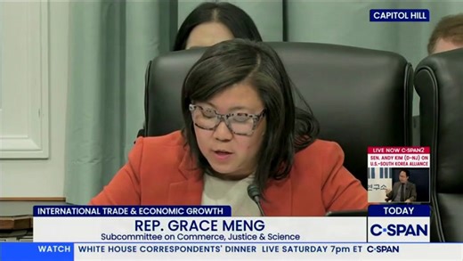 Trump’s tacky gold card is failing spectacularly