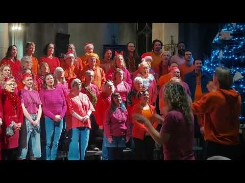 Ghosts – Riff Raff Choir (13 December '25) [Laura Marling]