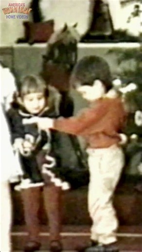 The most relatable school play fail from the 90s 📼 #nostalgia #afv #funny