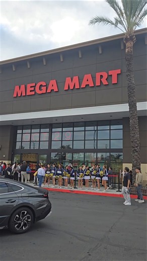 Grand Opening of Korean Supermarket Mega Mart in La Habra California, Opening Giveaways #shorts