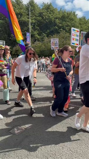 🏳️‍🌈 Glasgow Pride 2026 is officially underway!🌈 Thousands are marching through the city centre, celebrating love and identity