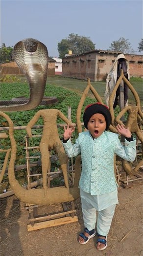 Kanha Bhago Sap 😱🐍🤣👍#shorts #funny #comedy #kanha #masti #twist #snake #sap