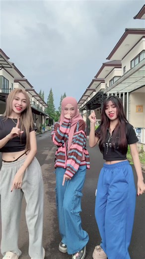 Bedak Glow 2 Glow: Promo Hari Ini dan Makna Gamon