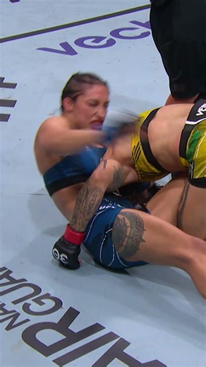 She couldn't escape! #ufc327