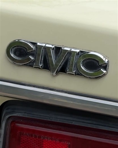 The second generation Honda Civic still has a charm of its own.