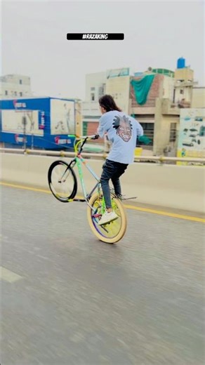 Left hand🥵#razaking #stuntbike