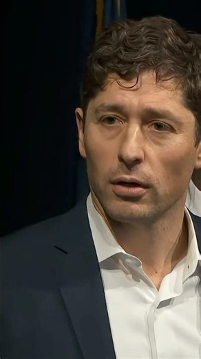 Minneapolis mayor calls ICE self-defence claims 'bullshit' after woman killed