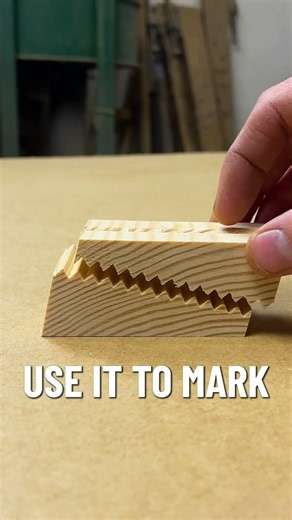 Clever Woodworking Jig Trick to Instantly Find Log Centers