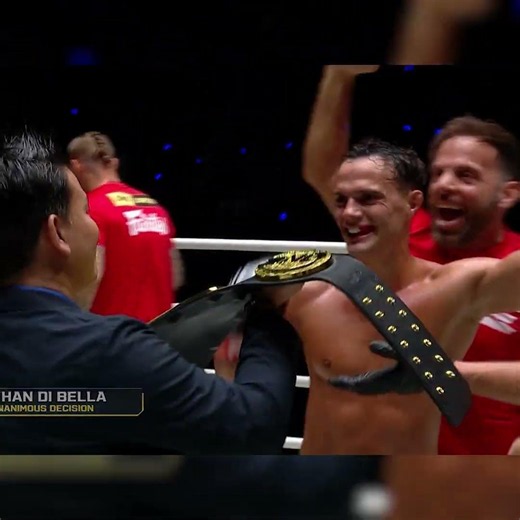 Jonathan Di Bella outduels Zhang Peimian to retain the ONE Strawweight Kickboxing World Title! 👑