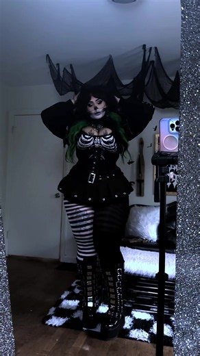 Skeleton fit check outfit ideas for goth Halloween