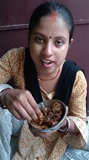 # chicken fry kha rahe hai #