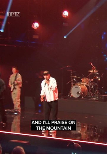 “As long as I’m breathing, I’ve got a reason to praise the Lord.” Elevation Worship singing