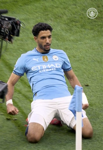 The best goal of 2025? 🚀🤯 #OmarMarmoush #ManCity #PremierLeague #Football