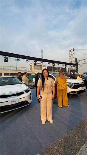 An overview of KIA’s lineup as the dealer walks through the cars on display. Key highlights, design details, and first impressions shared straight from the stall at PakWheels New Wheels Expo Islamabad. | PakWheels.com