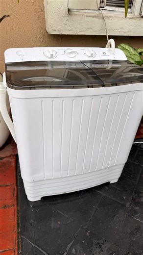 FAIRLY USED HOUSEHOLDS on Instagram: "Cosvalve Portable Washing Machine Twin Tub Spin Dryer And Washing Machine Combo Compact For Camping Dorms Apartments College Rooms 8.5 KG Total Capacity 6.5 KG Washer 2 KG Drying Grey&White Price:160k"