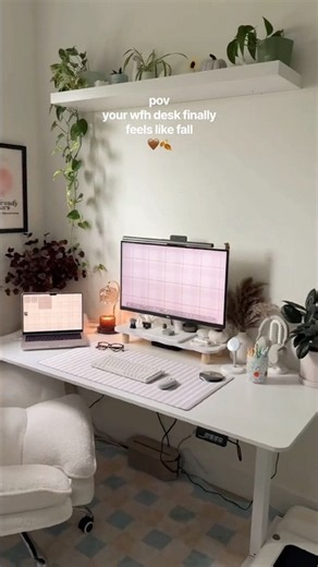 refresh my desk with me for fall 🤎🍂 #desksetup #falldecor #officeinspo