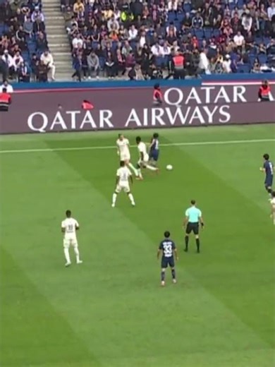 MAESTRO 🪄🇵🇹 #football #ligue1 #foot #sport #soccer #ligue1mcdonalds #psg #footballshorts #sports