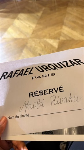 #parisfashionweek #visualstorytelling #fashioncommunication #contentcreation #creativedirection #storytelling #liveevents #fashion #efapparis | Maobi R.