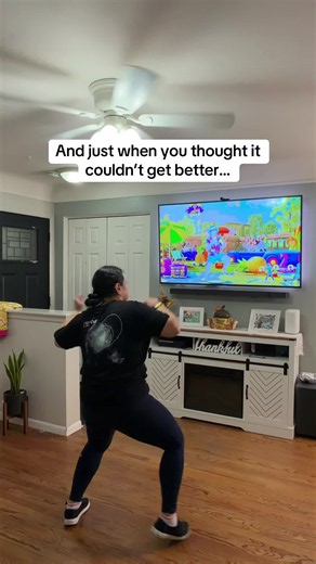 Just Dance and Don Omar do it again!! One of my fav songs of all time! 💃🏻 Whata your fav dance so far from the new Just Dance game? #justdance #justdancemoves #danceworkout #ubisoftpartner #athomeworkouts @justdancegame @DON OMAR aka KONG