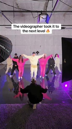Main character energy from the cameraman today 😂🔥
