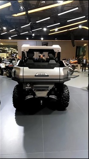 Is This A UFO Or A UTV Built For The Moon?! 🛸 Benda Supernovae 1000