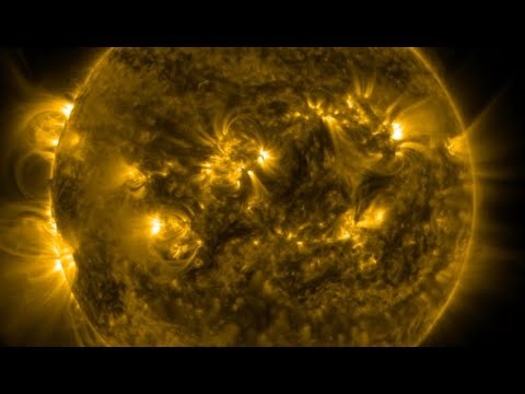Electrostatic Life, Solar Storm Risks, Sunspots | S0 News Dec.26.2025