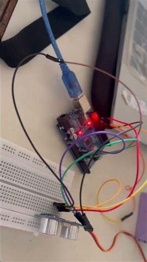 Smart Parking System using Arduino UNO | Ultrasonic Sensor + Servo Motor 🚗🤖#Arduino #ArduinoUNO #S