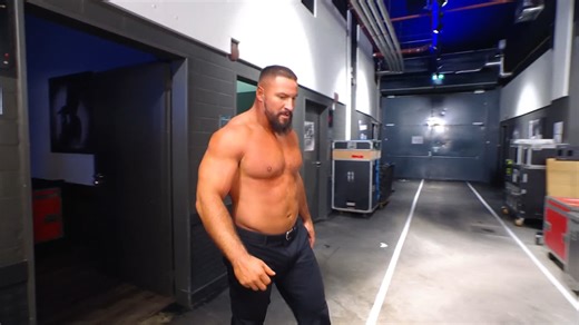 SUSPENDED INDEFINITELY 😲 Adam Pearce just sent Bron Breakker home! | WWE Raw