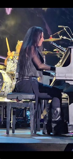 Evanescence - My Immortal Live Performance