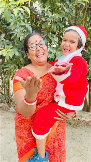 Dhriti r didun evabe hasche keno 😘😍