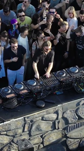 Solomun – Berghain (Remix) | Castilian Ballad Subwoofer Drop Tehmplo Tulum 🌴🇲🇽