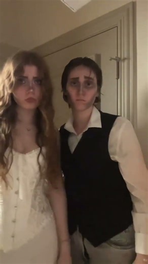 Corpse Bride costume with my wife 🌒 #corpsebride #costume #cosplay #halloween #couple #ftm