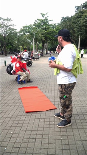 Alfombra roja para vendedores ambulantes 💔🥺🥺