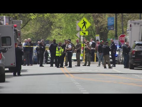 Suspect apprehended in shooting death of Chicago police officer at hospital, officer ID'd