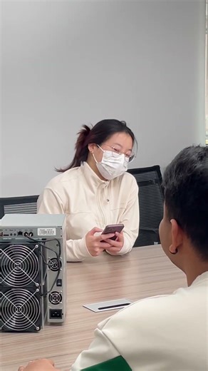 $1,000/Month from ONE Machine? 🤑 The Best Crypto Miner in 2026!