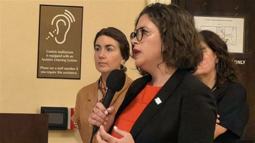 Burlington mayor meets with businesses over downtown disorder