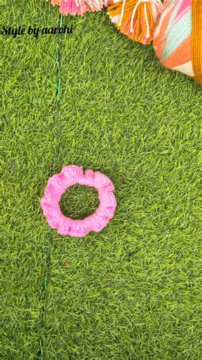 beautiful crochet scrunchies making tutorial #crochetscrunchies #crochetscrunchiesmaking #diy