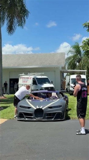 Alex G Bugatti Chiron Spotted on Regular Roads Near Mat Armstrong's House For a Last spin!!