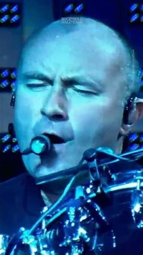 Phil Collins Performs "In the Air Tonight" Live (2004)