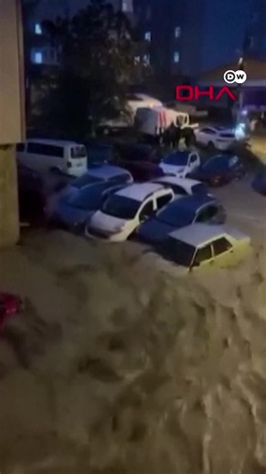 Istanbul has been inundated with heavy rains, causing widespread flooding and over a dozen landslides across Turkey's largest city. Emergency services were swamped by thousands of emergency calls. The Istanbul Governor's Office has closed schools on Thursday and limited some public services, with more storms expected in the coming days. #dwnews #Istanbul #Turkey #flooding
