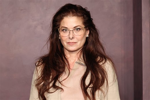 Debra Messing facing backlash over support of Trump-backed politician