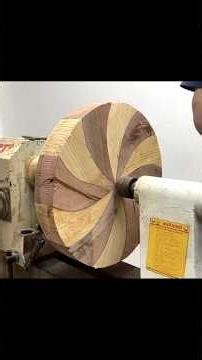 Woodworking Mastery: Crafting a Geometric Segmented Bowl on the Lathe