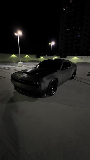 Dodge Challenger Car Review and Accessories Guide